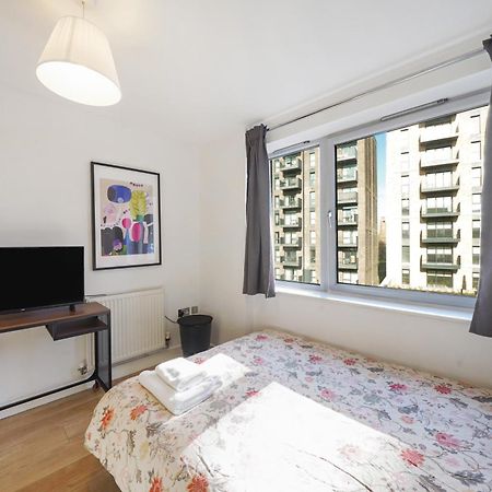 City Riverside - 2 Bedroom & Free Parking Barking  Ngoại thất bức ảnh