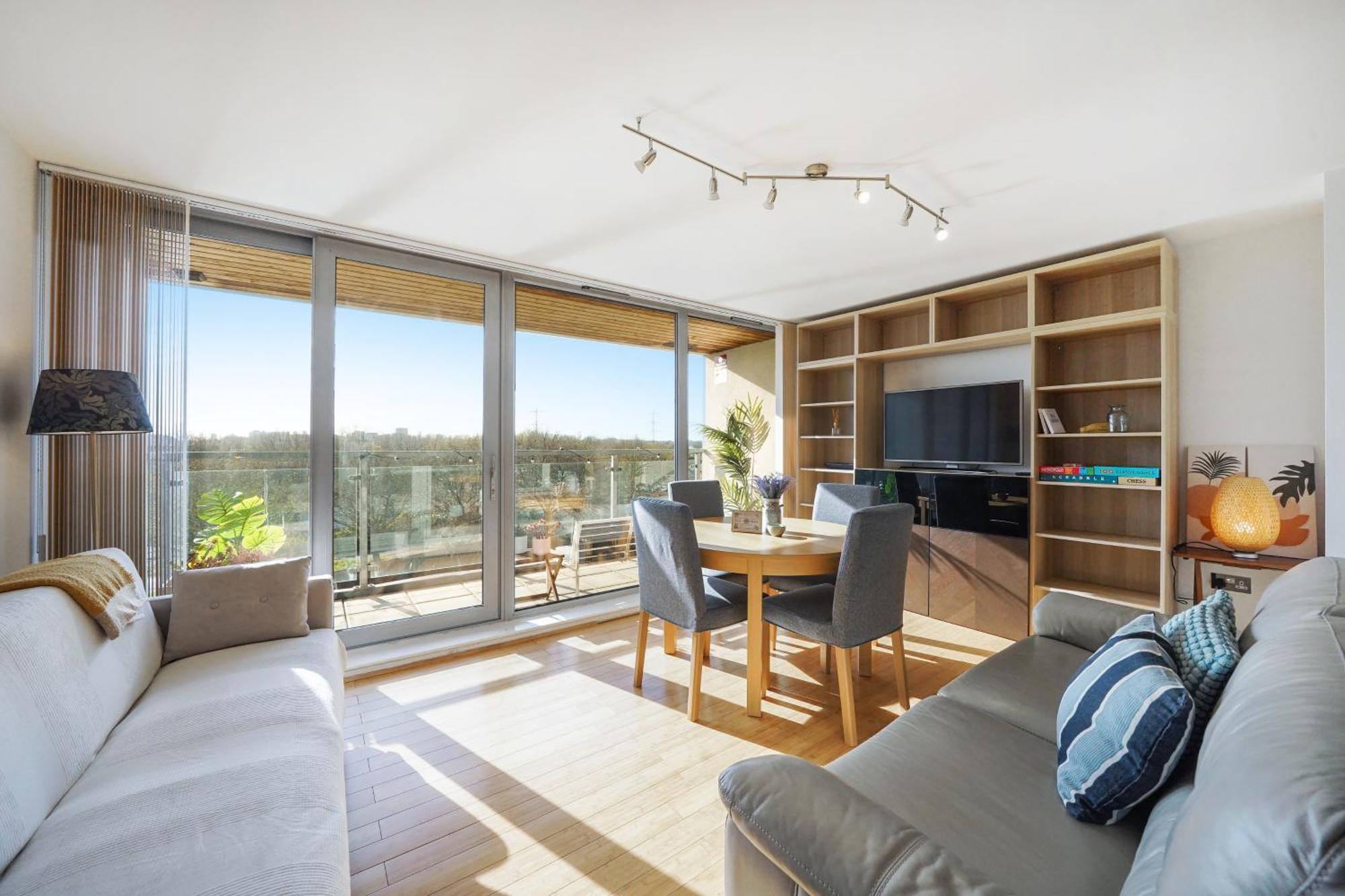 City Riverside - 2 Bedroom & Free Parking Barking  Ngoại thất bức ảnh